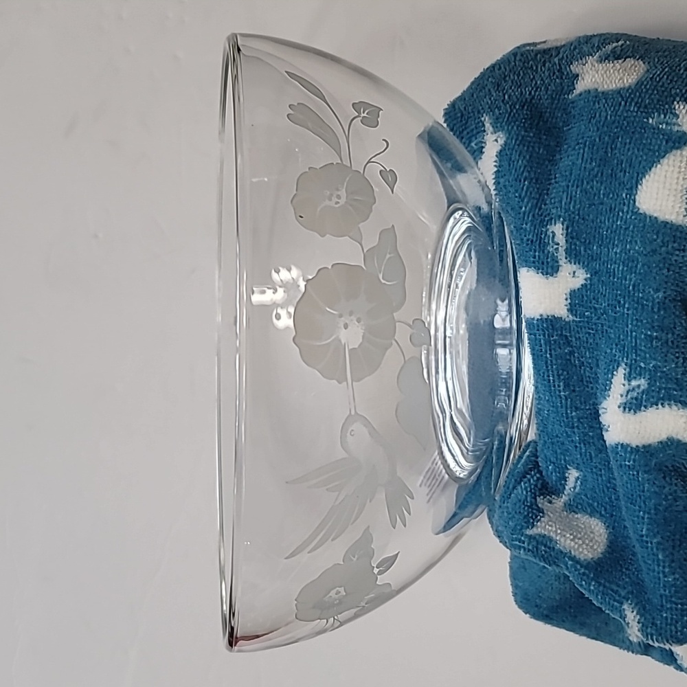 Avon. 24% Lead Crystal serving dish, NWT